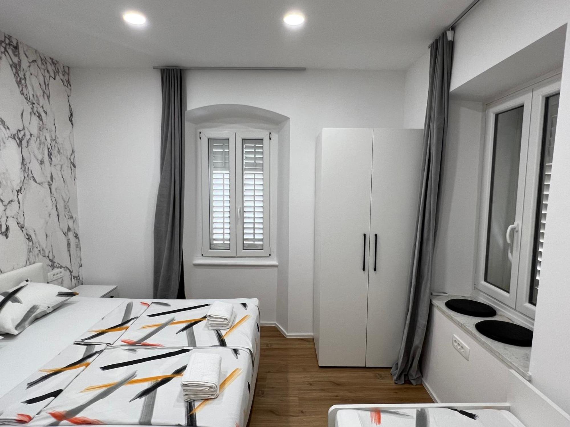 Grand Apartma *
